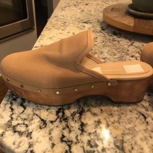 Like New Dolce Vita clogs